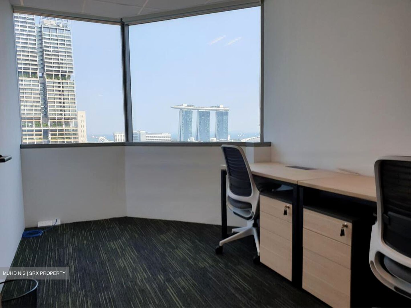 Odeon Towers (D7), Office #498107261